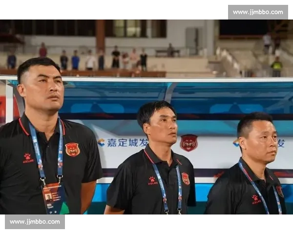 浙江队影院观赛收官:鲍盛鑫与球迷的 “家人时刻”
